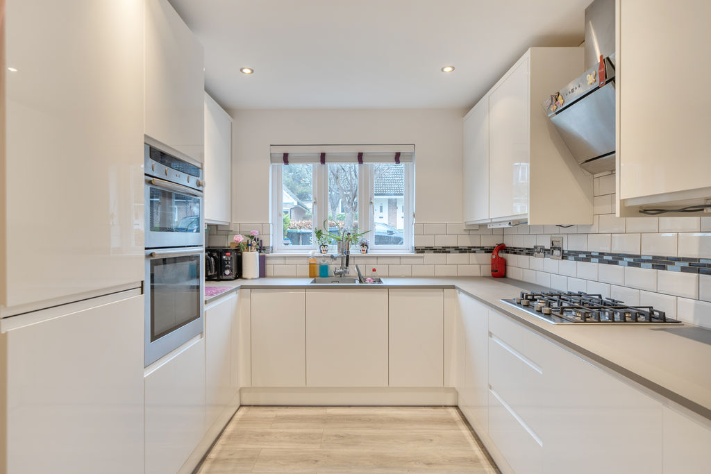 Kitchen- click for photo gallery